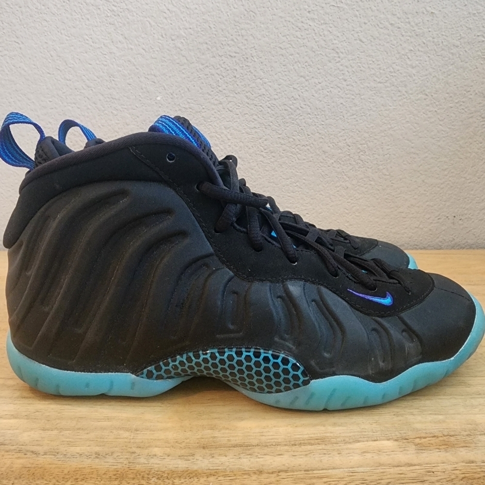 Nike Boys Little Posite One GS Basketball Shoes CJ0839-001 Black Blue Size 6Y